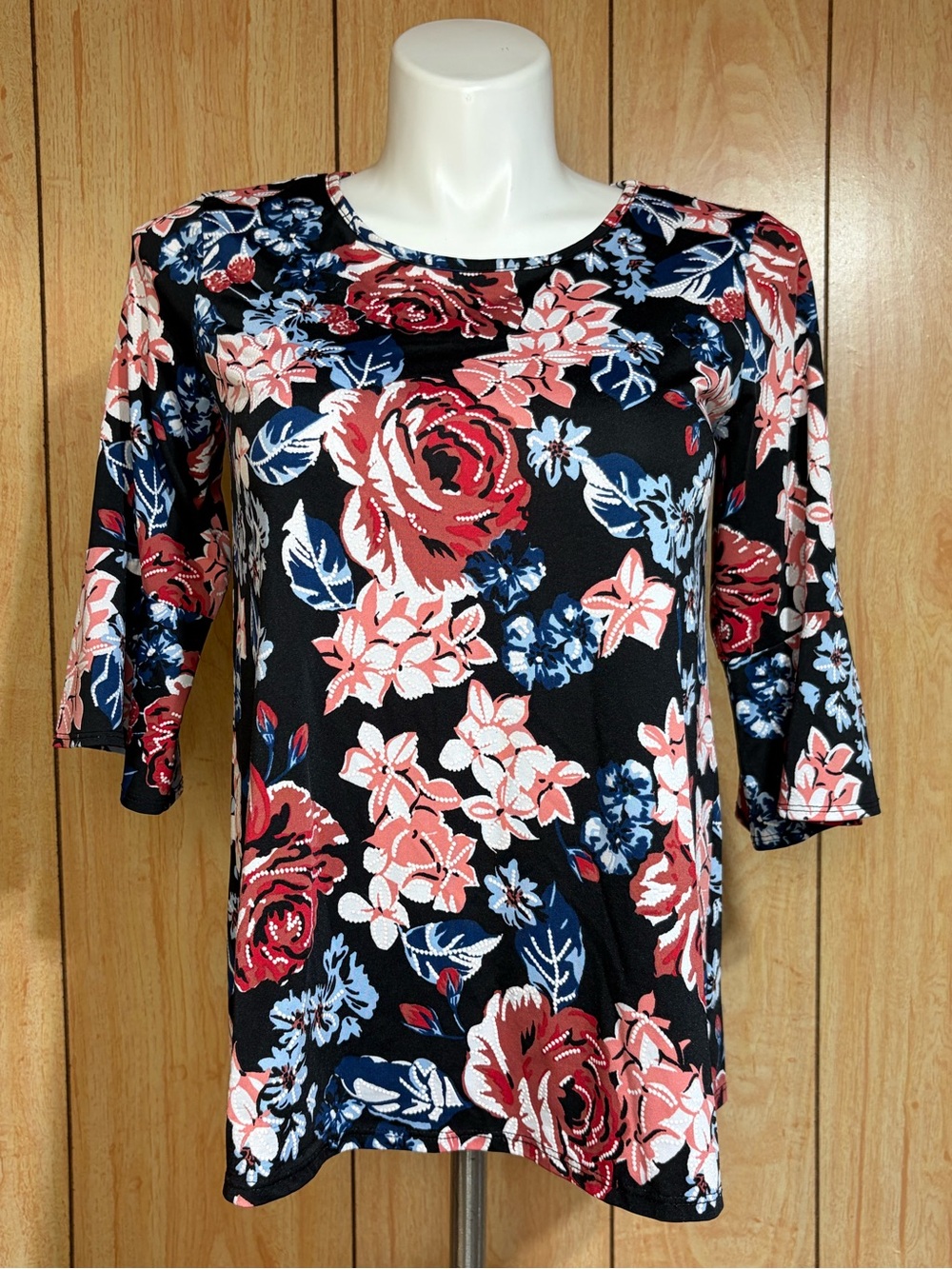 Apt. 9 Black Floral 3/4 Sleeve Top - Coral & Navy Blooms